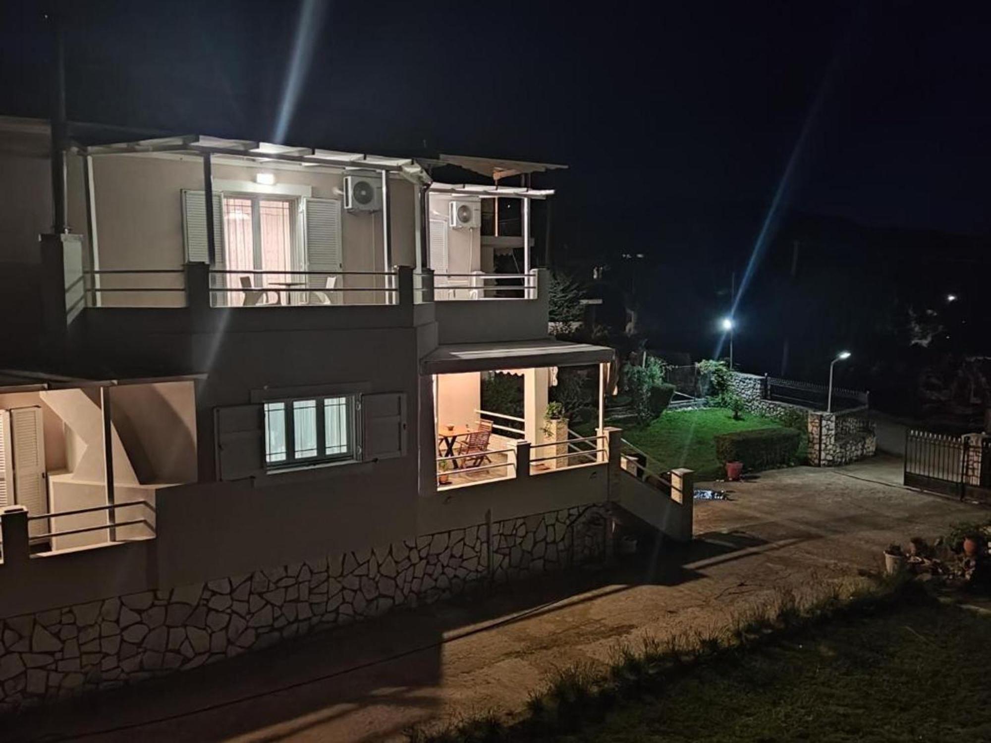Villa Marina Tsoukaládhes Екстериор снимка