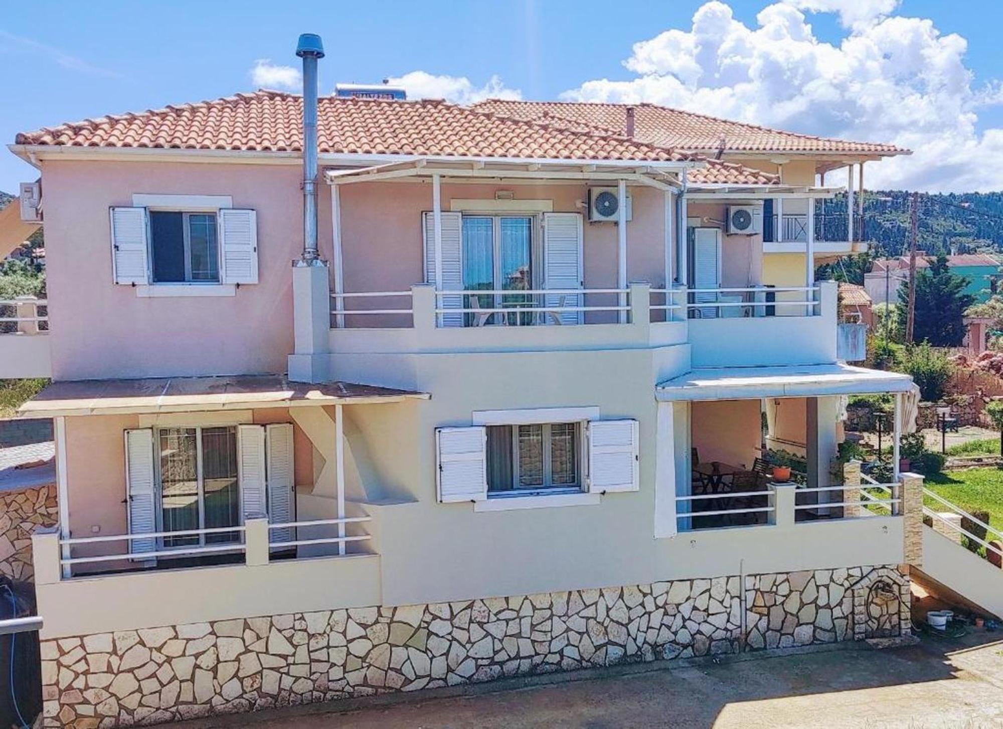 Villa Marina Tsoukaládhes Екстериор снимка